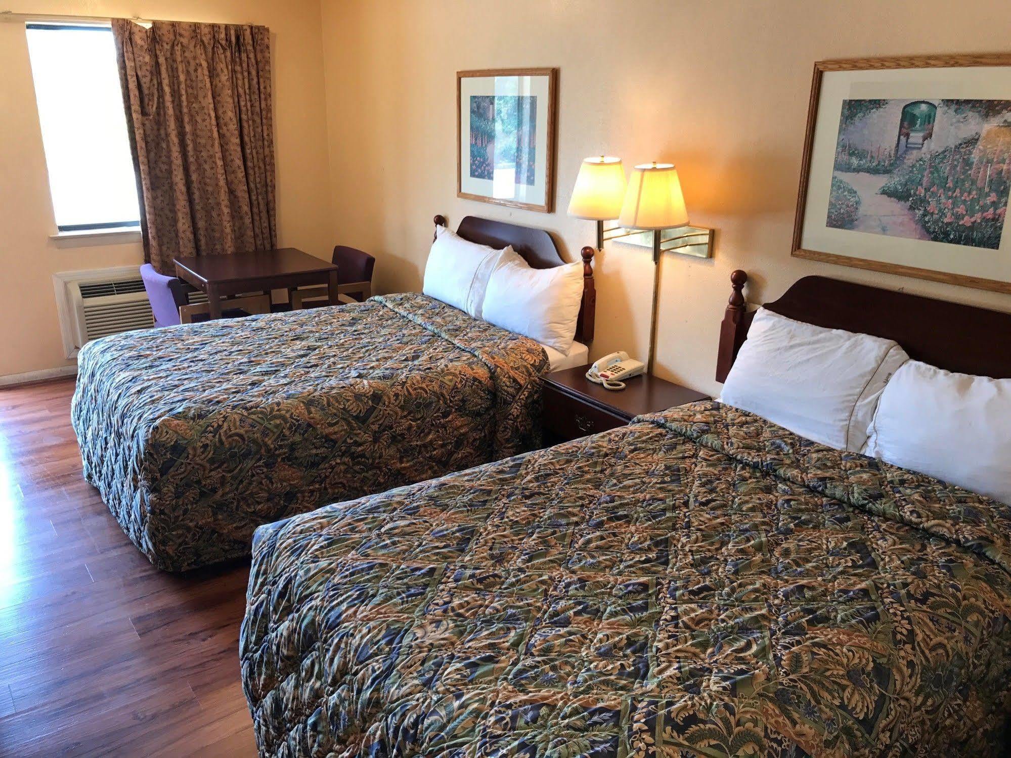 Motel Motor Of America 2*
