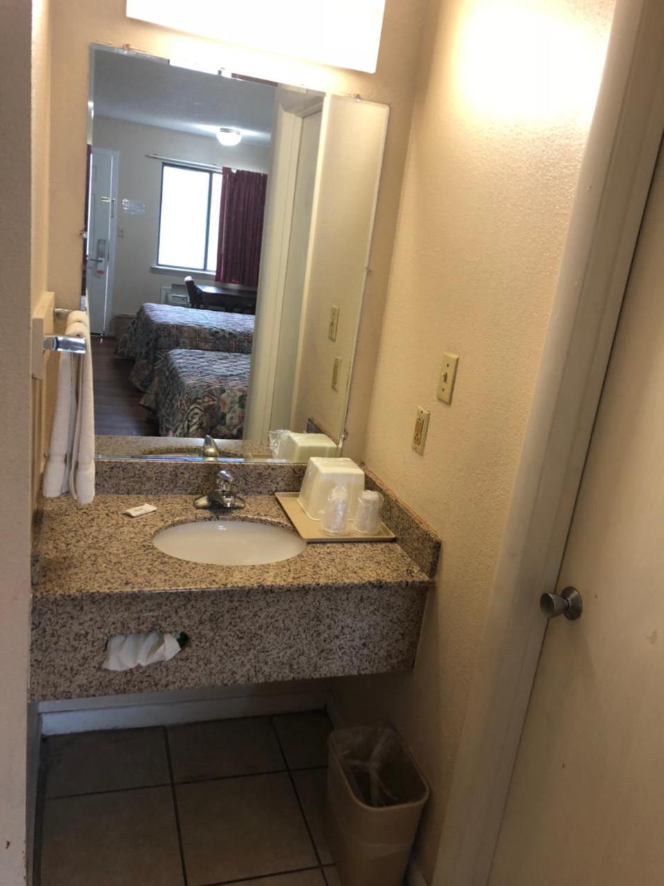 Motel Motor Of America 2*