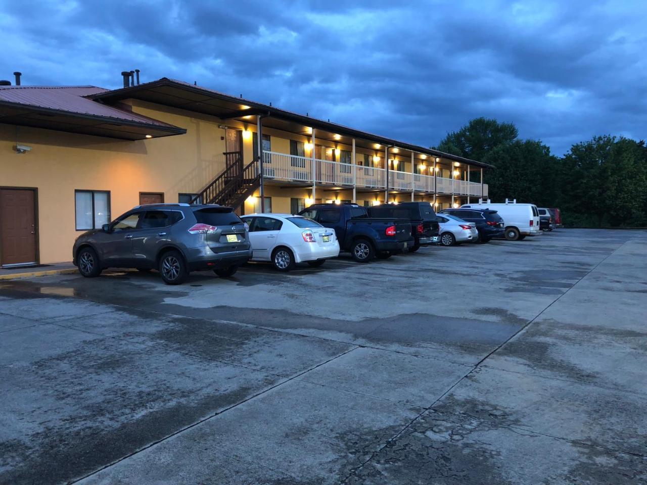 Motor Of America Motel 2*
